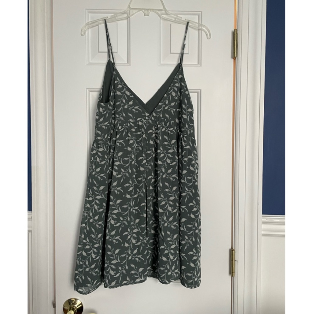 Summer Dress - Picture 2 of 3